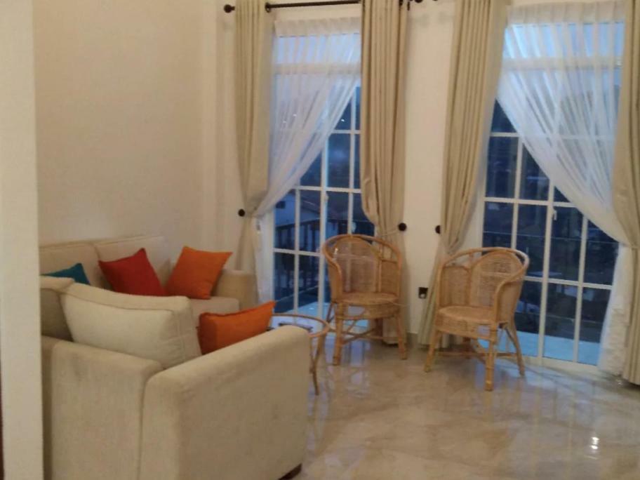 Regal Rose Luxury
