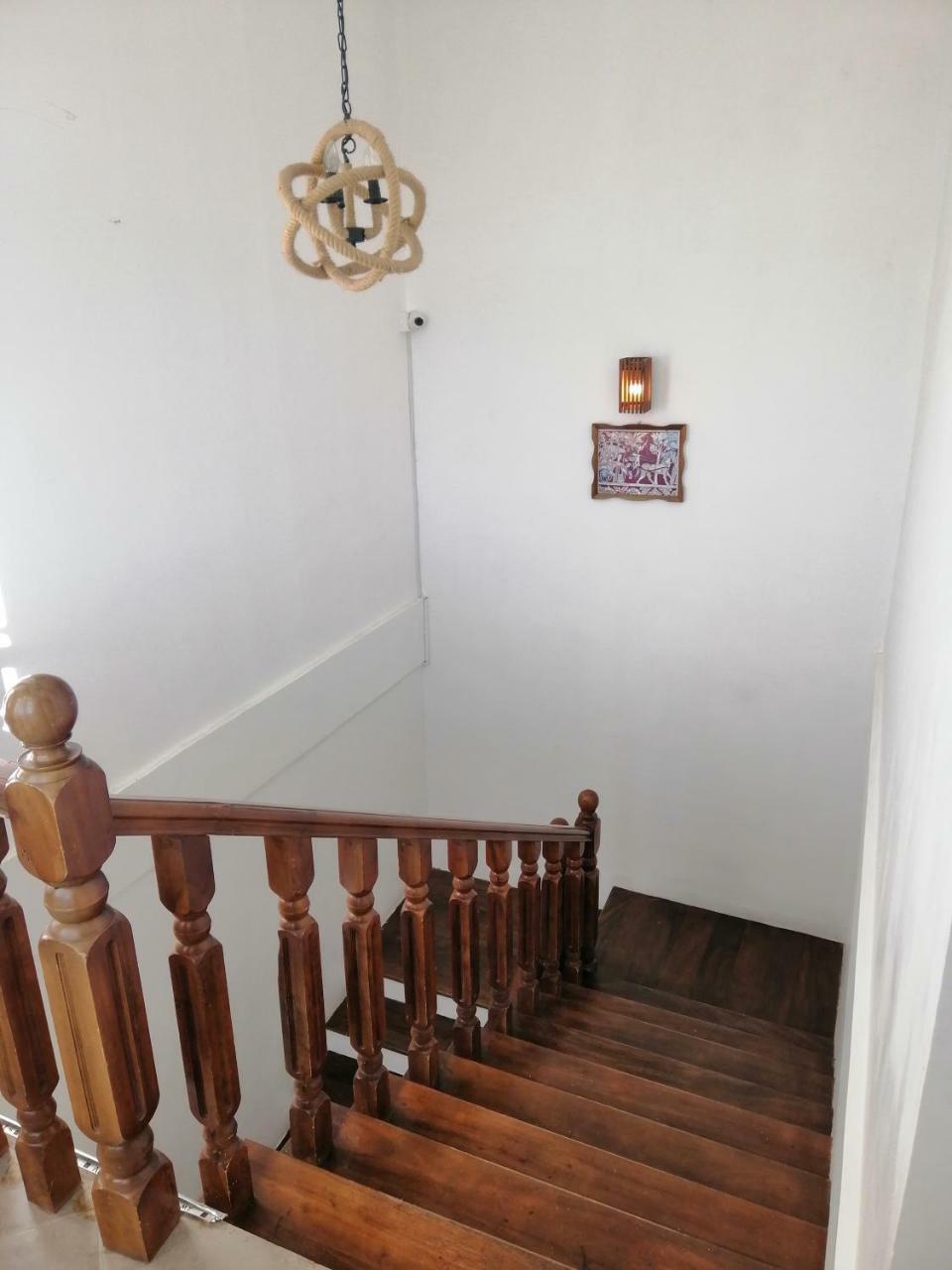 Lodge Melford Nuwaraeliya Nuwara Eliya