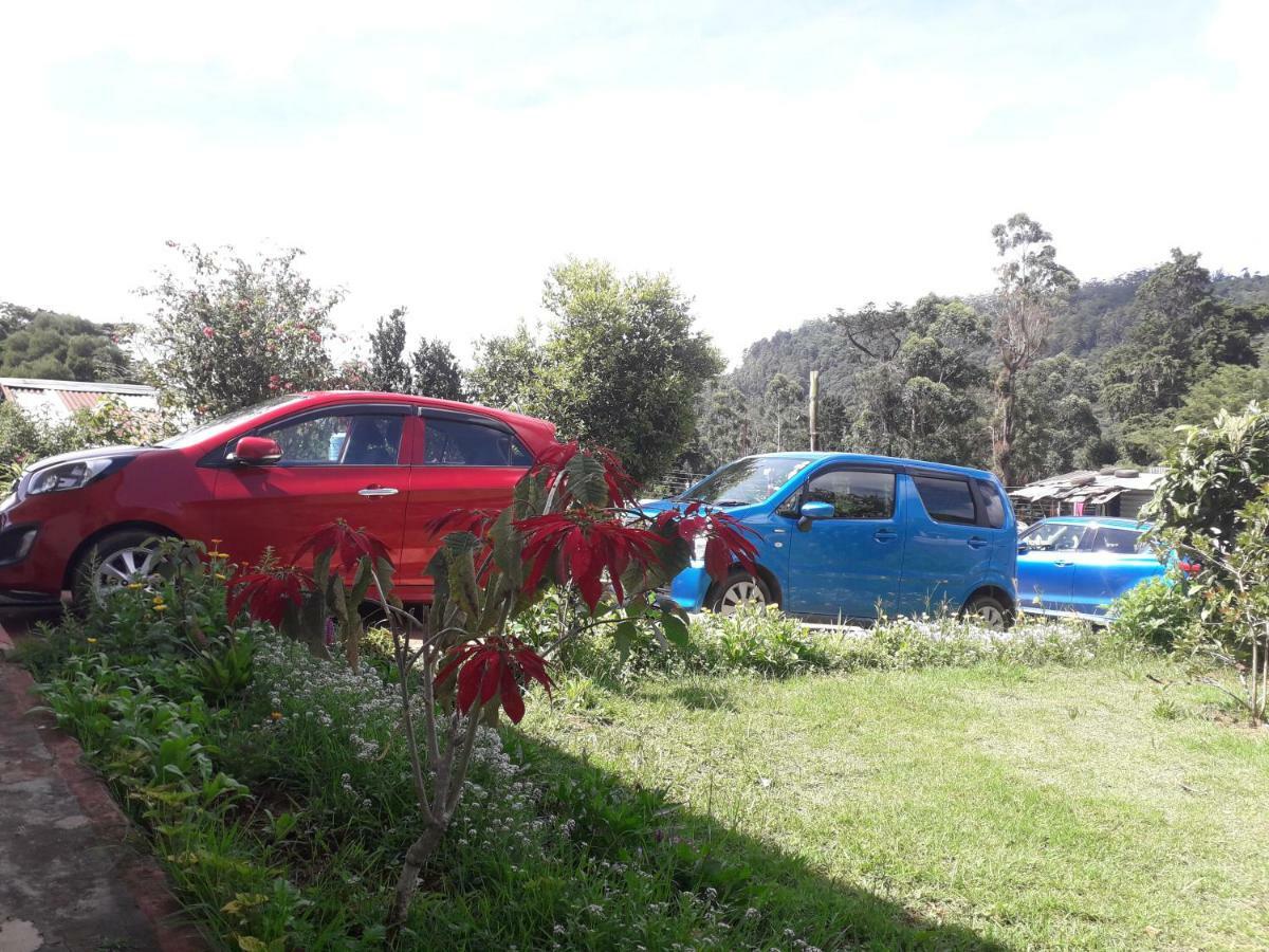 Srihelyes * Nuwara Eliya