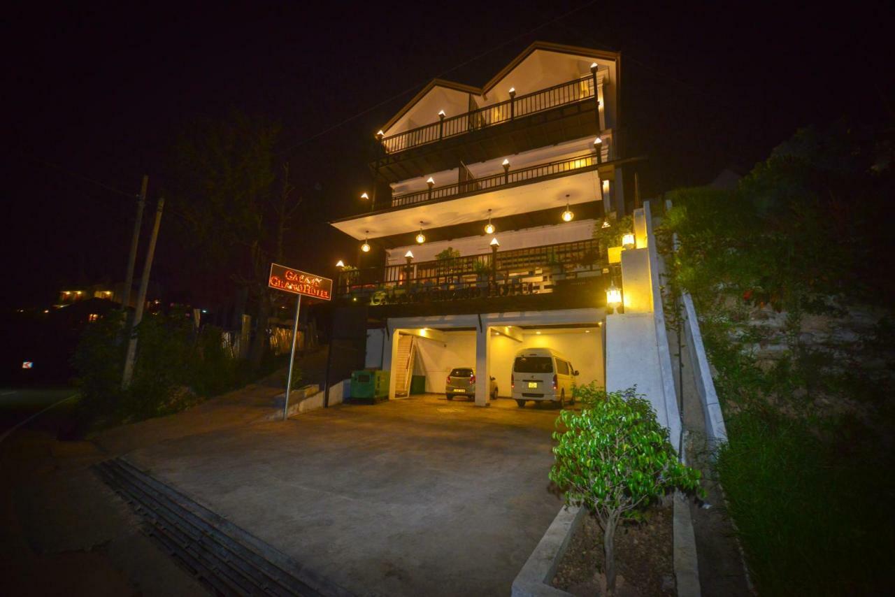 Hotel Galaxy Grand Nuwara Eliya