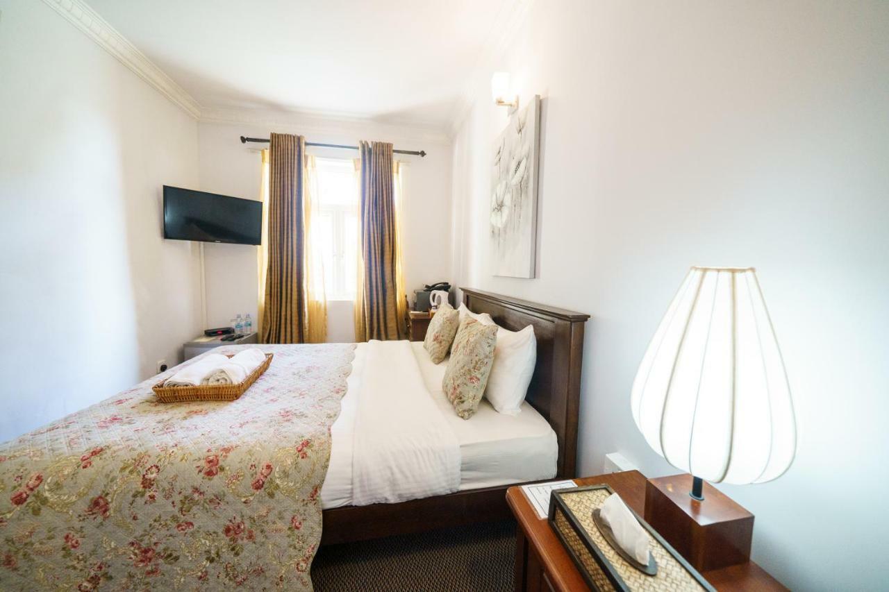 Little England By Celeste Hotel