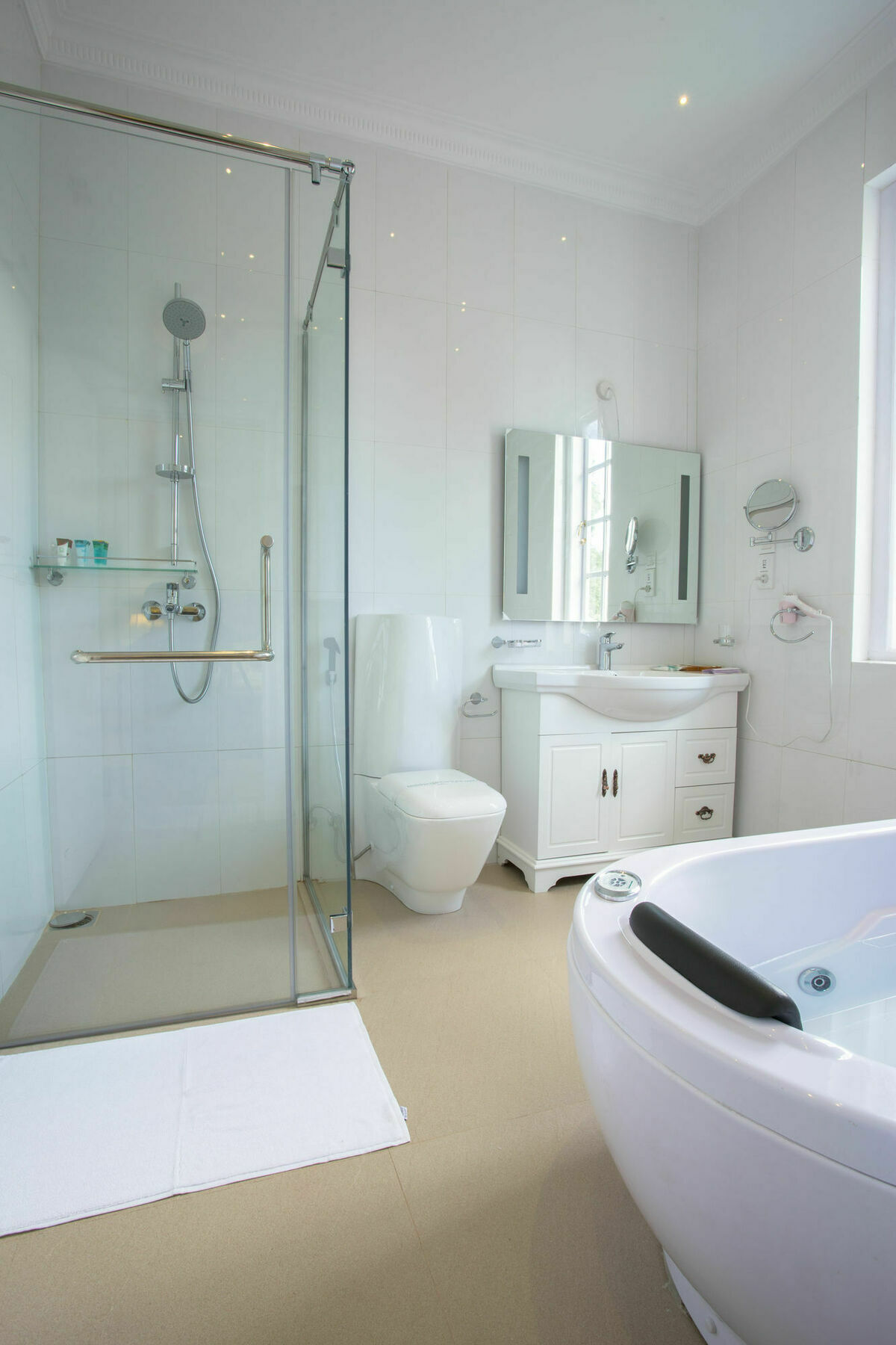 Hotel Serene King's 5*