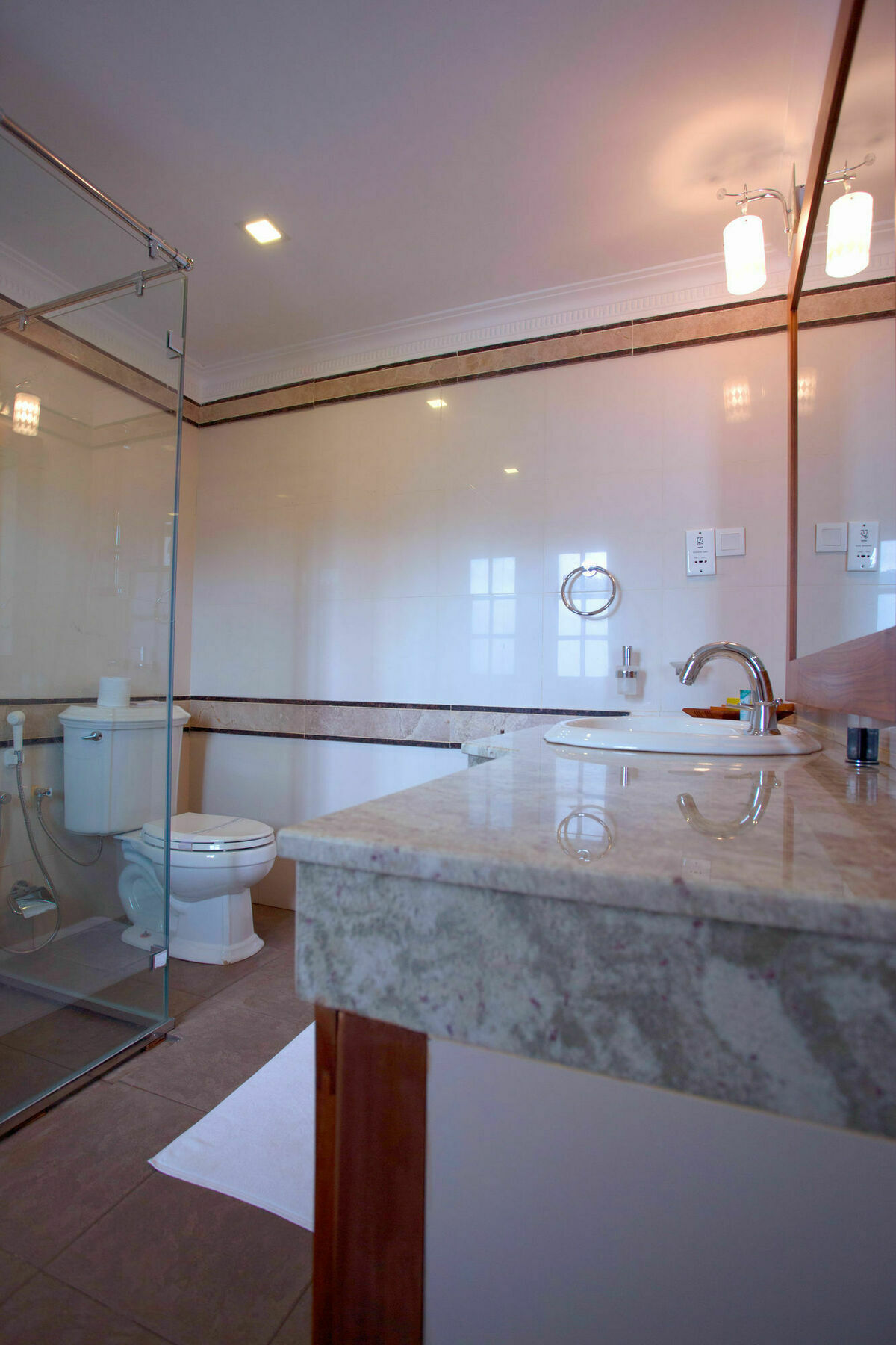 Hotel Serene King's 5*