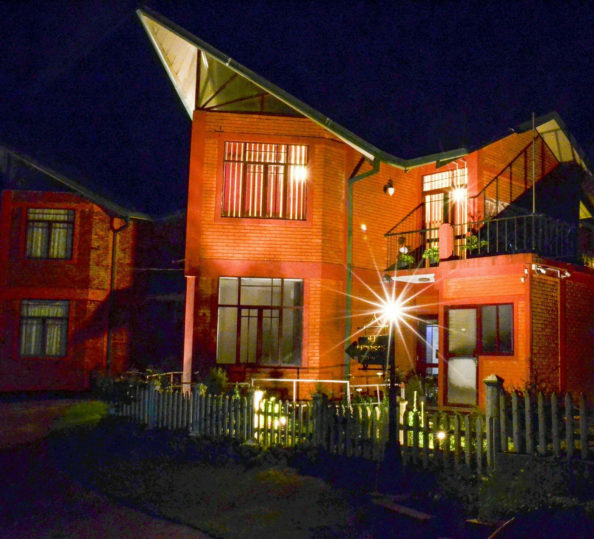 Hw Guest house 3*