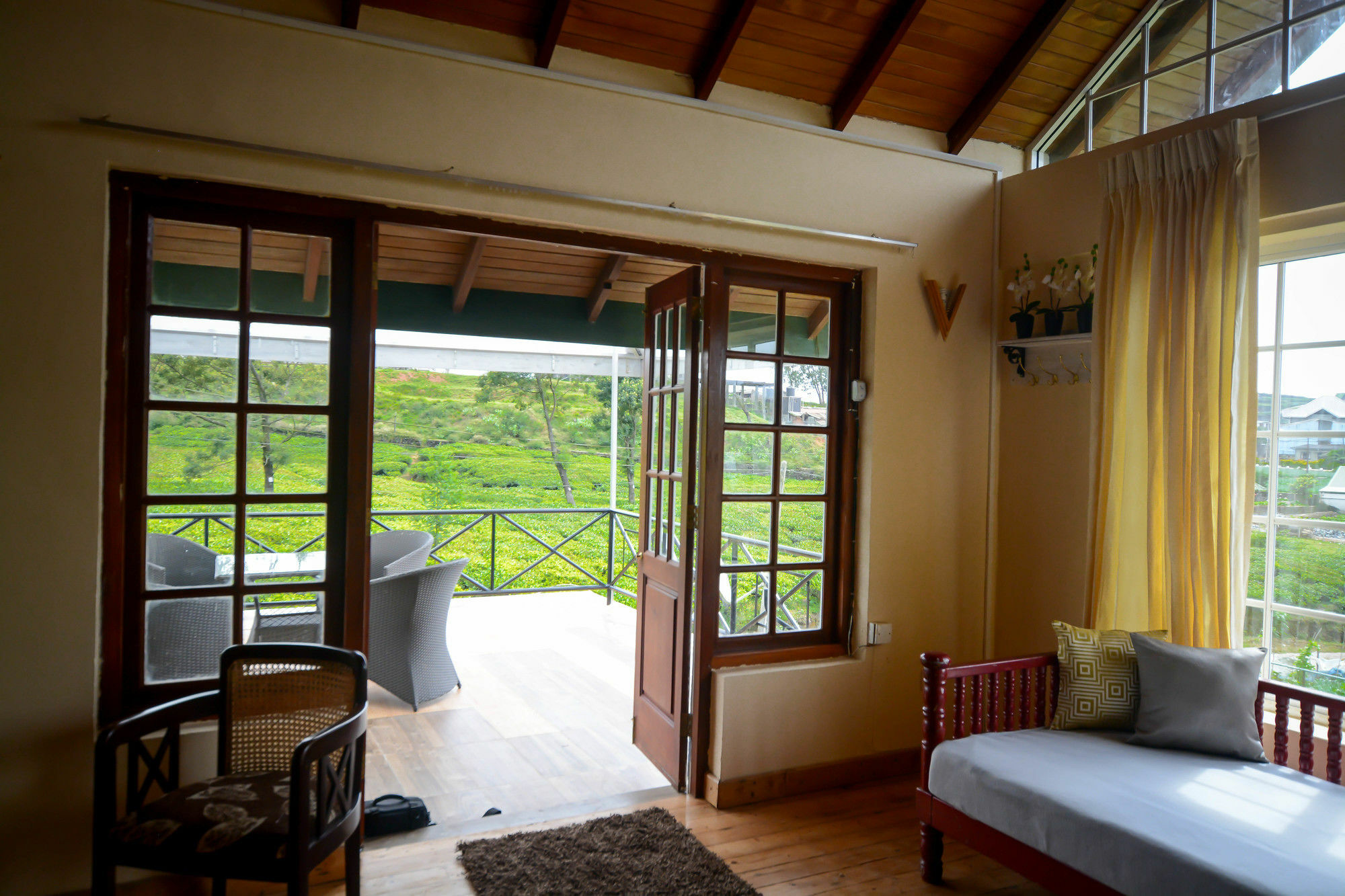 The Tea Garden * Nuwara Eliya