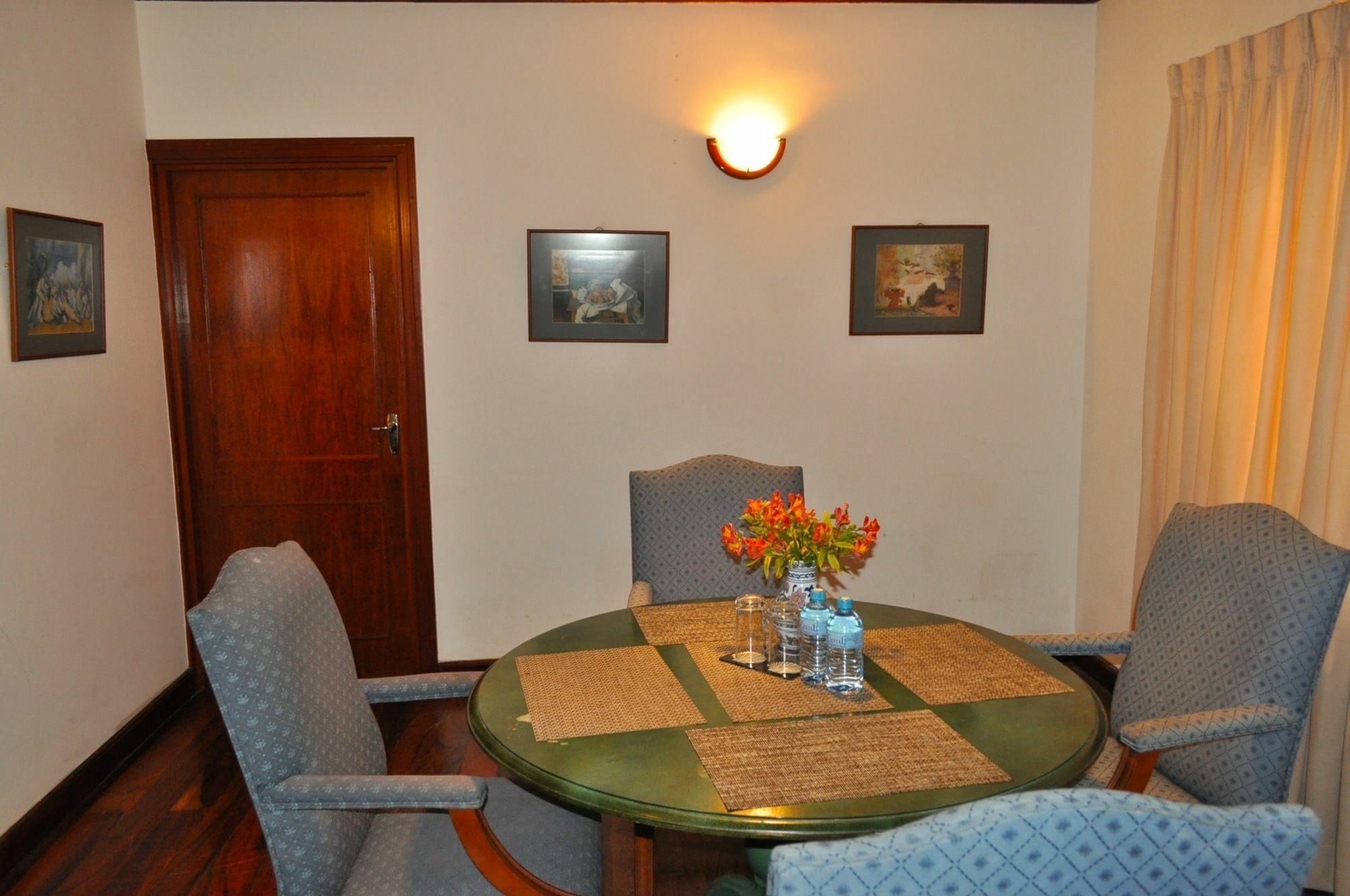 Cocoon Hills Guest house Nuwara Eliya