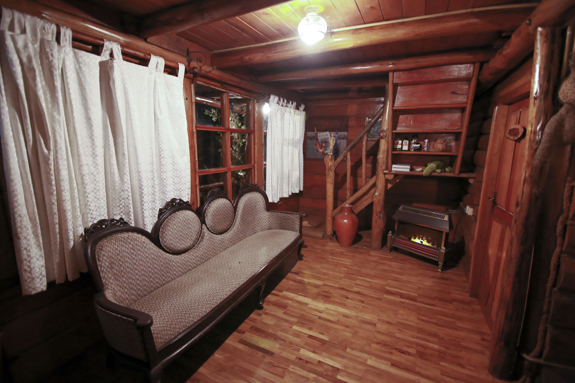 Hotel The Log