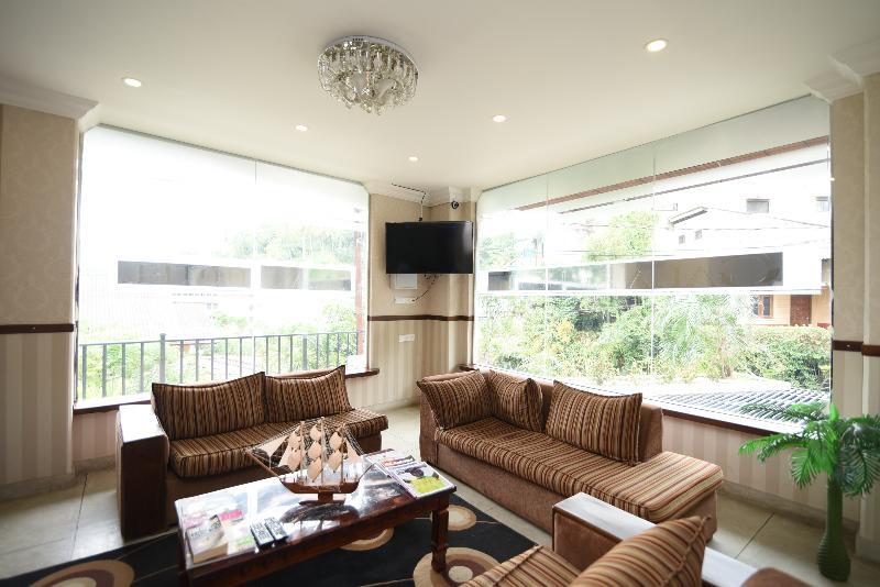 Hotel Vishmi's Rest Nuwara Eliya