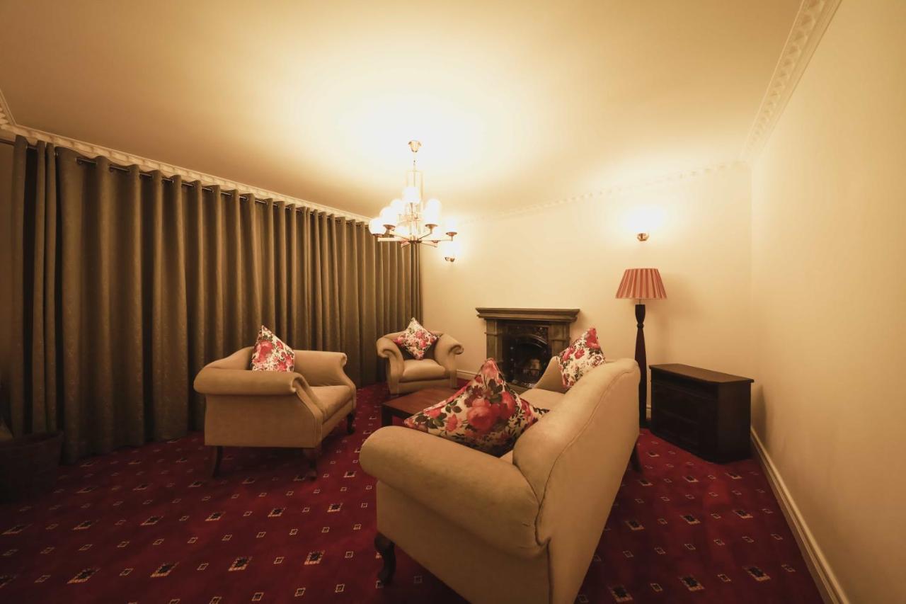 Stratford - Hotel