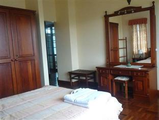Hillcot Hotel 2*