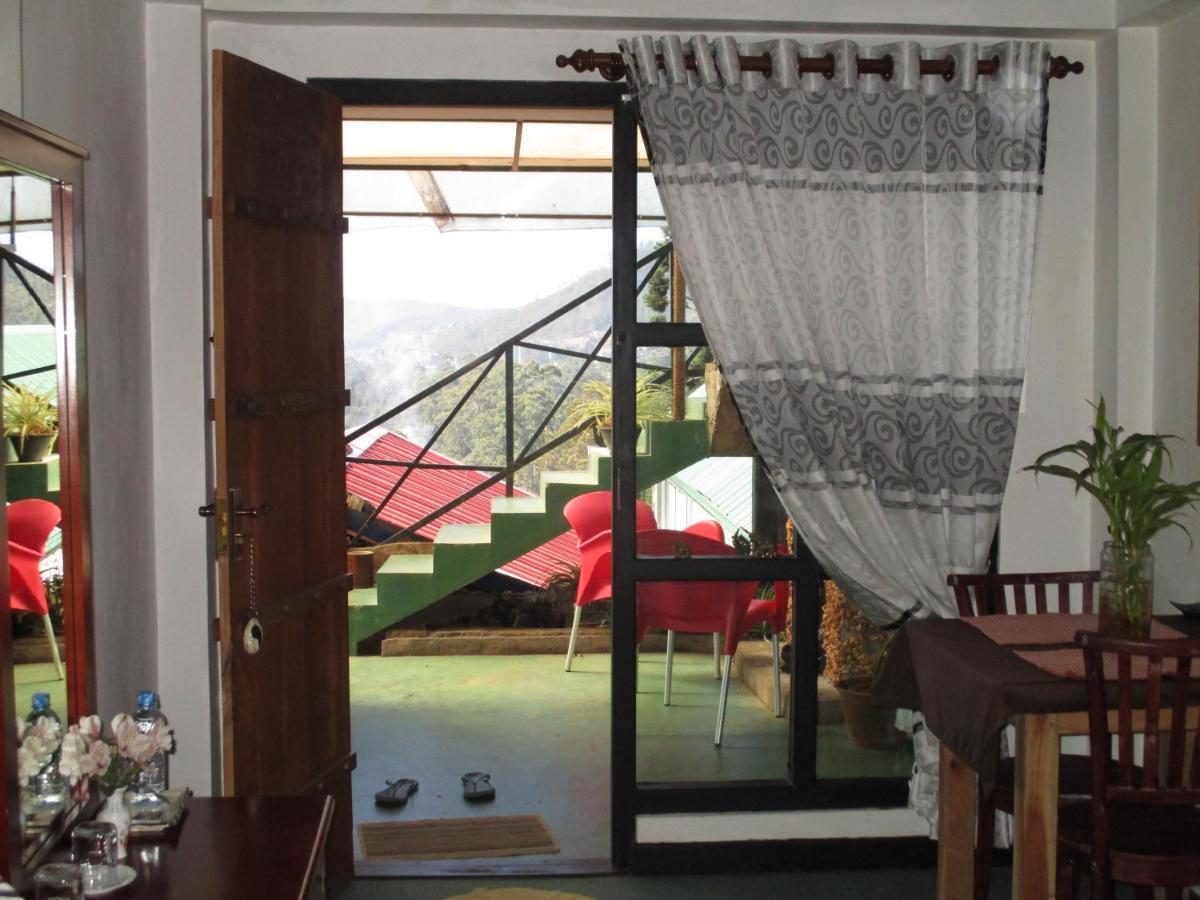 Redwood Homestay Guest house Nuwara Eliya