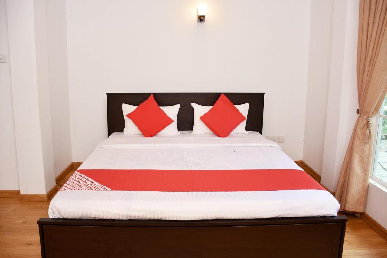 Oyo 418 Tinara Bungalow Hotel 3*
