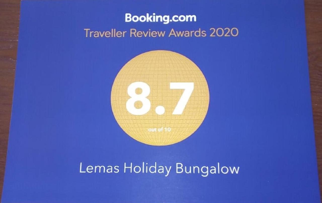 Lemas Holiday *