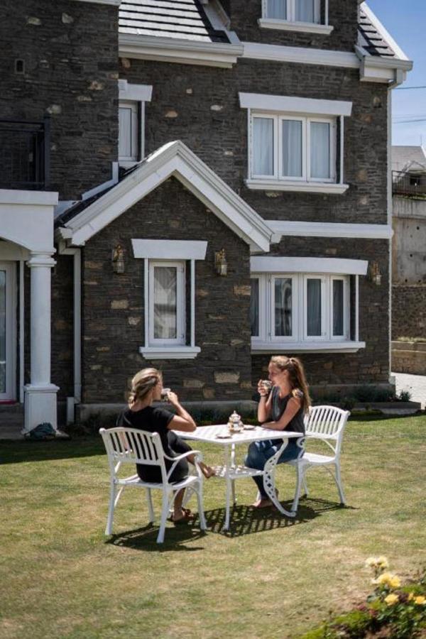 Little England By Celeste Hotel