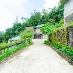 Hummingbird Hill Cottage