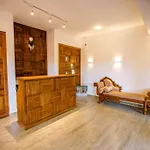 Seasons Villa - Nuwara Eliya