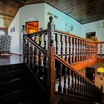 Brockenhurst Villa *