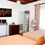 Inn The Fern 2*