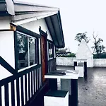 Paul Wood Cabana