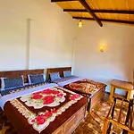 Travellers Nest Inn