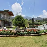 Royal Apartments