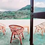 The Mount View By Liyozi Leasiure Hotel
