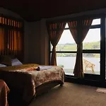 The Mount View By Liyozi Leasiure Hotel *