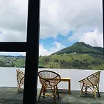 The Mount View By Liyozi Leasiure Hotel