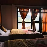 The Mount View By Liyozi Leasiure *