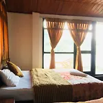 The Mount View By Liyozi Leasiure Hotel *