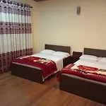 Thuvaraga Inn