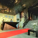 Victoria Court Suites