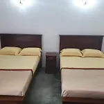 Shalom Bungalow