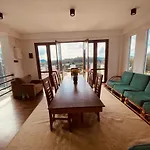 Guest house Nuwaraelliya Euphoria White House Nuwara Eliya