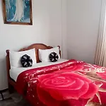 New Unique View Hotel Nuwaraeliya