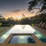 Stafford Bungalow - Exclusive Luxury Within A Private Tea Estate