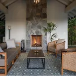 Stafford Bungalow - Exclusive Luxury Within A Private Tea Estate