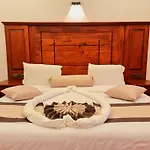 Top Rich Hotel Nuwara Eliya