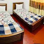 Senuli Villa & Holiday Bunglow