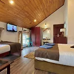 Royal Pearl Hills
