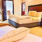 Moon Plain Resort