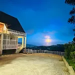 Cabin 7000 Feet - A Cozy Mountain View Retreat In Nuwara Eliya