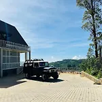 Cabin 7000 Feet - A Cozy Mountain View Retreat In Nuwara Eliya