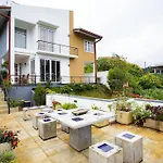 Hillneliya Resort