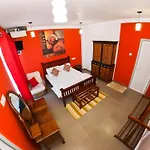 Hotel Hillneliya