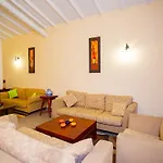 Hillneliya Hotel 3*