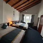 Bed & Breakfast Aoki Nuwaraeliya 2*