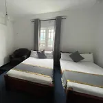 Aoki Nuwaraeliya Bed & Breakfast Nuwara Eliya