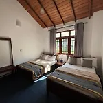 Aoki Nuwaraeliya Bed & Breakfast