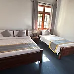 Bed & Breakfast Aoki Nuwaraeliya 2*